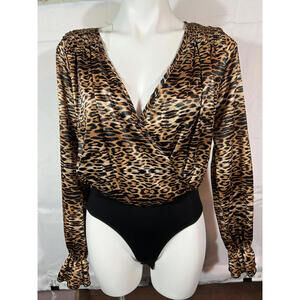 Leopard Print Long Sleeve V-Neck Bodysuit